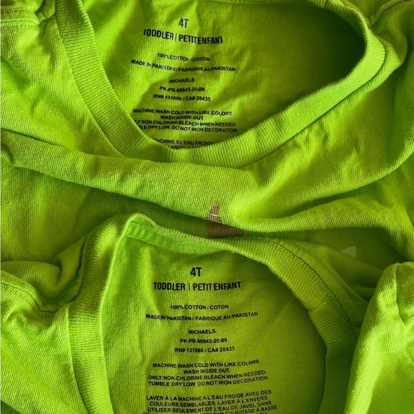 Set of 2 size 4t March St Patricks day unicorn shorts short sleeve bright green - Picture 2 of 5